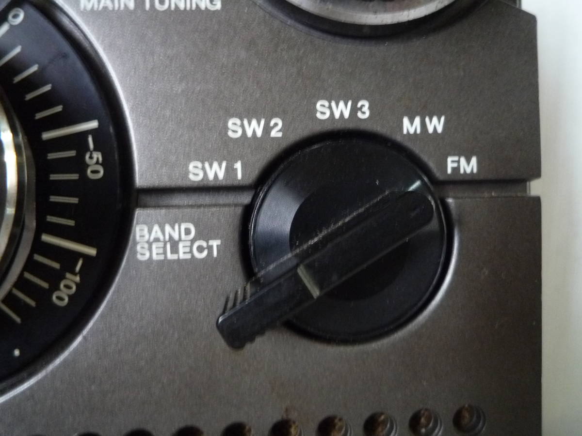 O-4283　ジャンク　SONY FM/AMBAND RECEIVER ICF-5900 Sony FE SONY Field Rent Version)