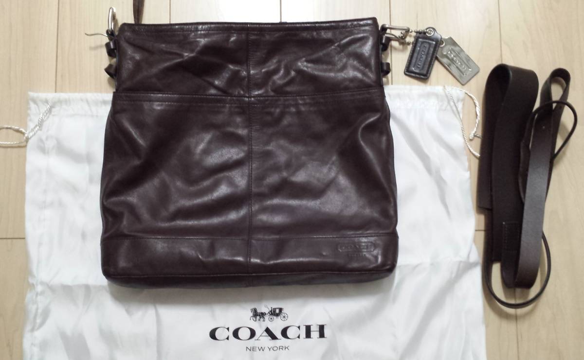COACH トンプソン レザー コーチ ボディバッグ レザーショルダーバッグ 
