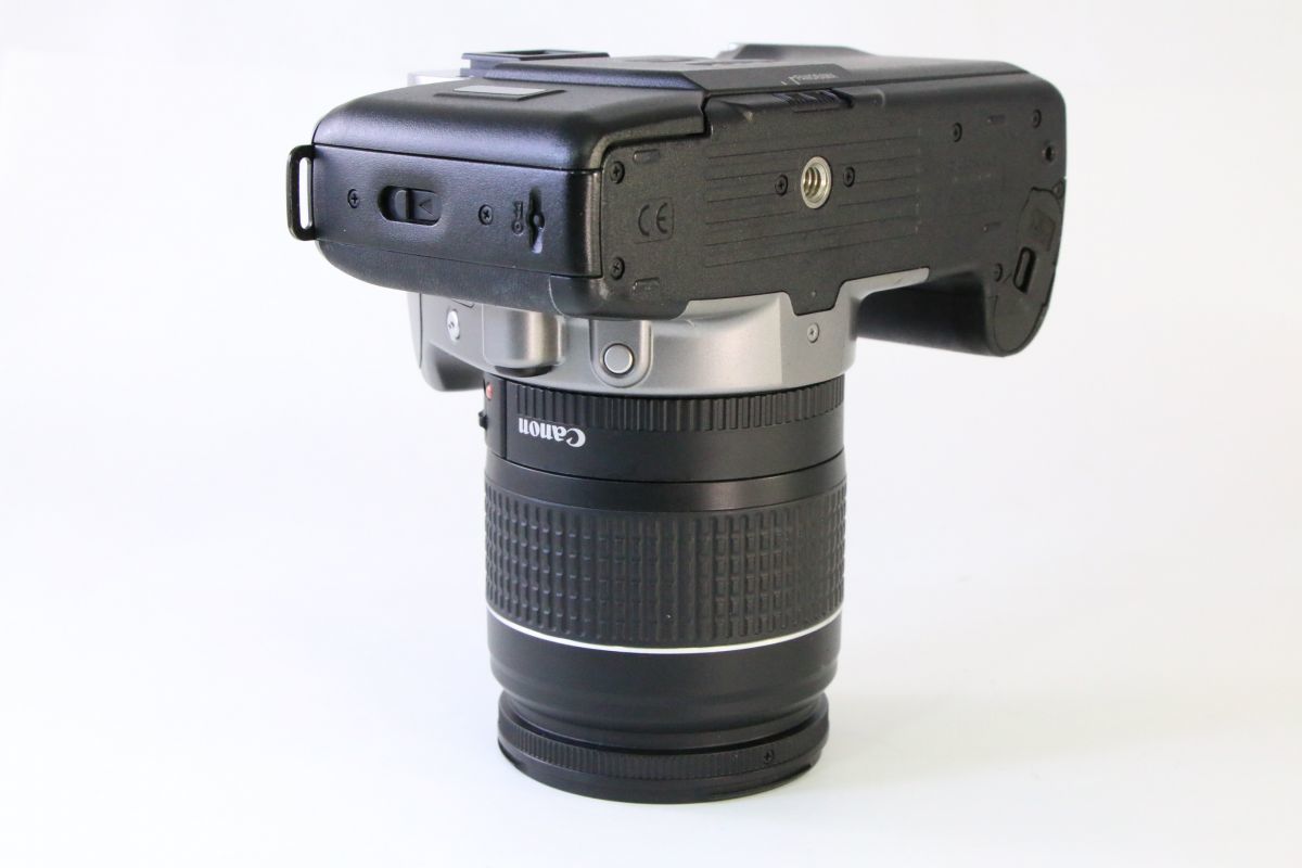Canon一眼レフカメラ 人気，大得価】 実用☆キヤノン Canon EOS KISS III L ボディ+EF 28-