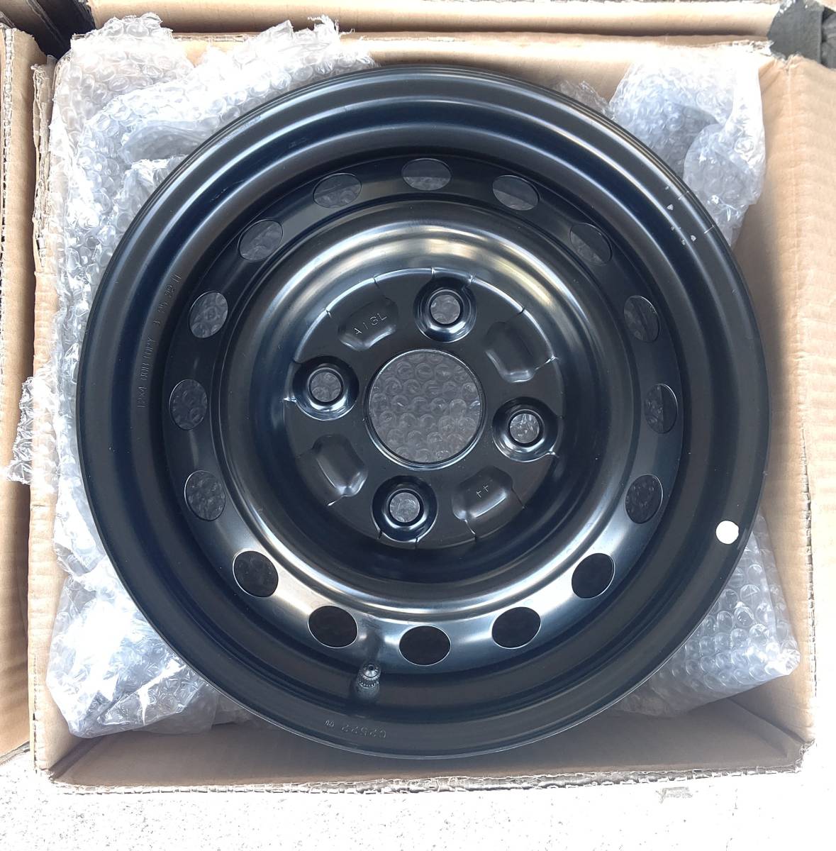 新車外しダイハツS700Vハイゼット カーゴ純正スチール鉄ホイール4本