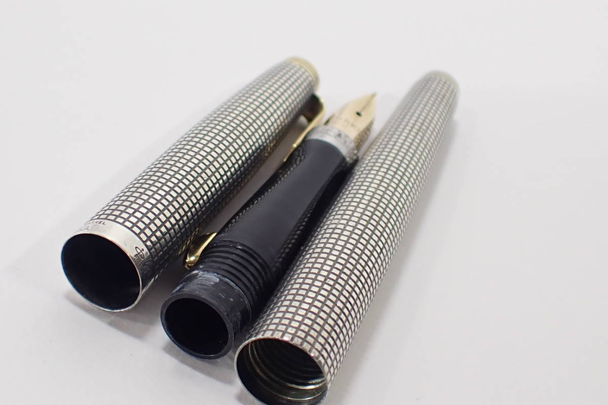 購入特典付 23293 PARKER パーカー 万年筆 STERLING CAP & BARREL 格子