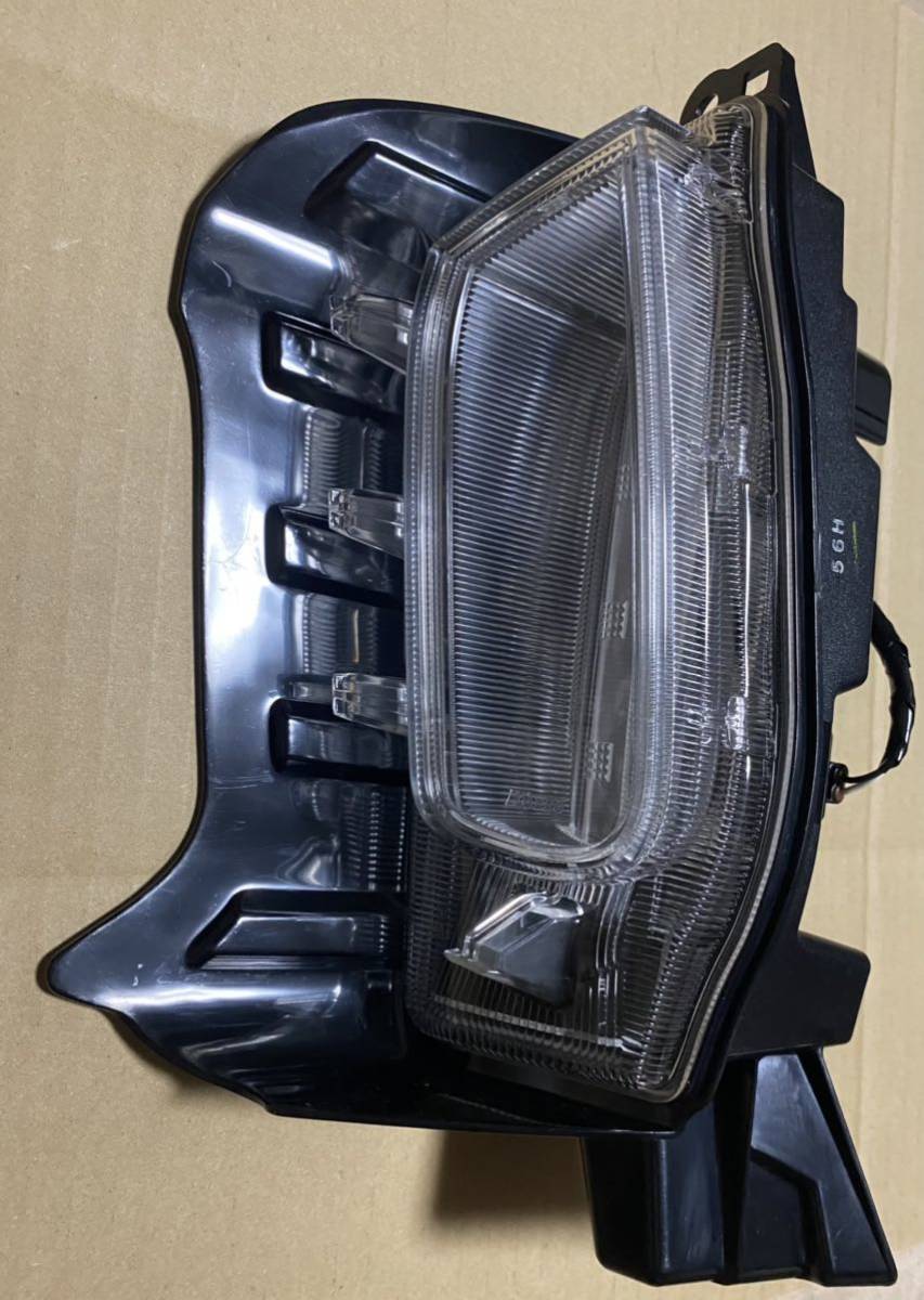 ZVW40WプリウスαLEDデイライト81440-47041 送料無料 ZVW40 41