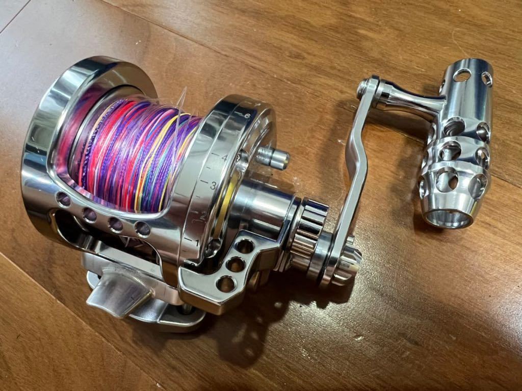 送料無料　美品　アリゲーター　スパーク