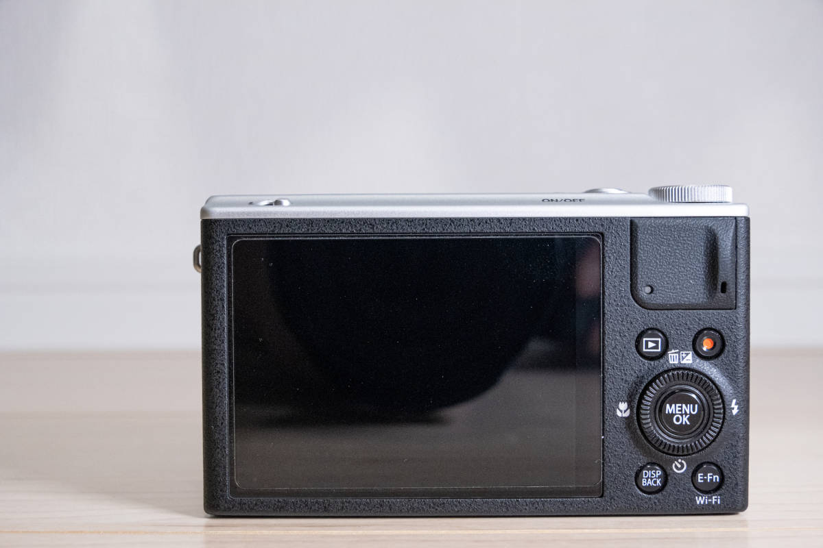 極美品】FUJIFILM XQ2 【公式通販】