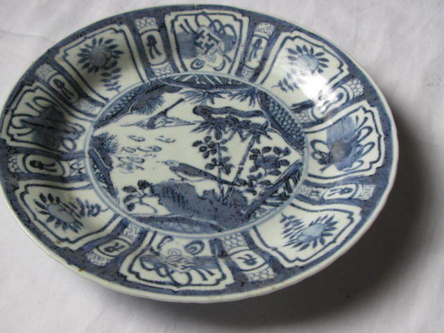 中国明時代晩期の染付お(青花)皿 中国明時代晩期の染付お(青花)皿 明 青花皿 中国明時代