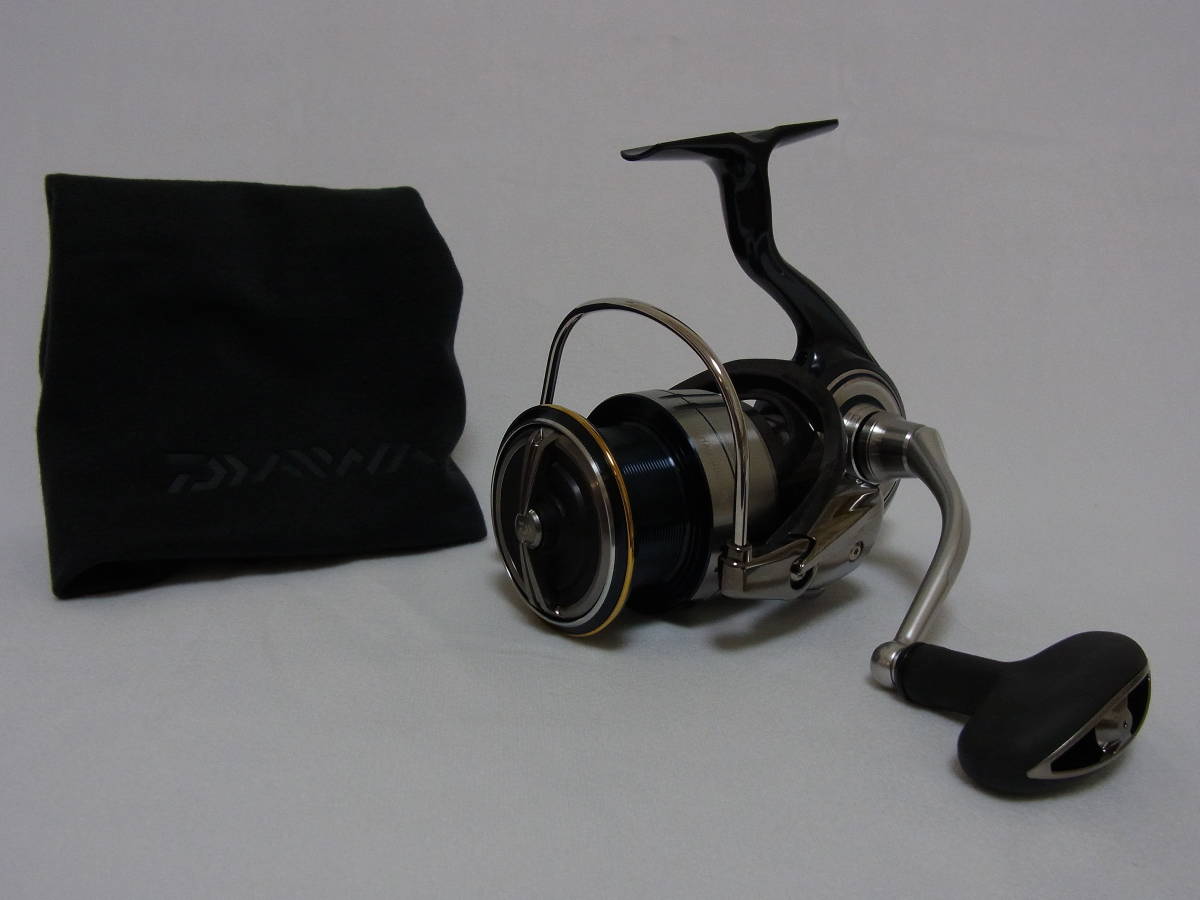 DAIWA ダイワ CERTATE 19セルテート LT4000-CXH 未使用 リールのみ