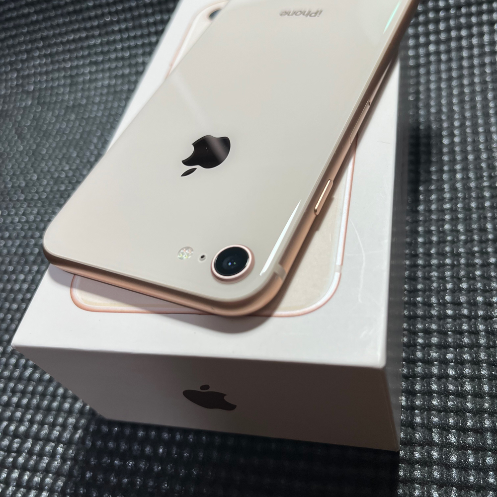 Apple iPhone 8 SIMフリー ゴールド 64GB 箱付き美品 MQ7A2J/A iPhone