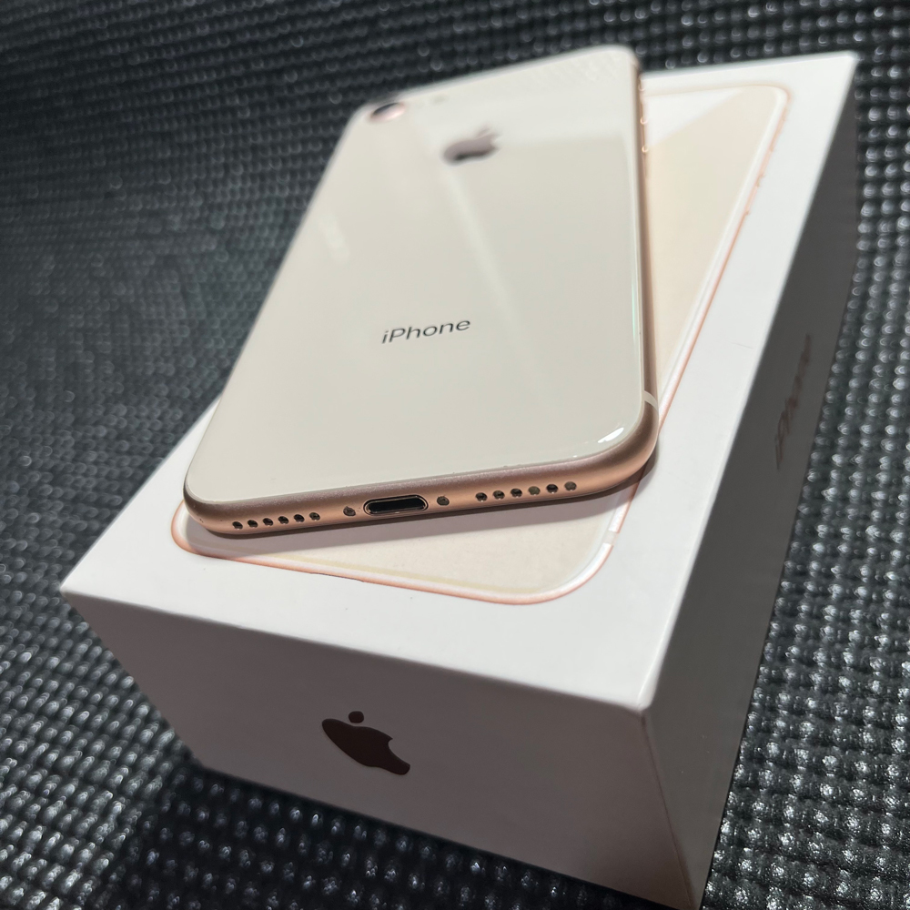 Apple iPhone 8 SIMフリー ゴールド 64GB 箱付き美品 MQ7A2J/A iPhone