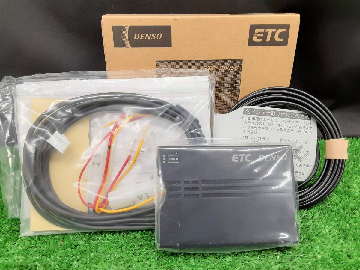 未使用品 デンソー DENSO ETC車載器 音声ガイダンス機能 DC12V専用 DIU