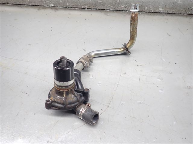 εDB05-81 ホンダ VT250F MC08 (S57年式) エンジン ウォーターポンプ 破損無し！