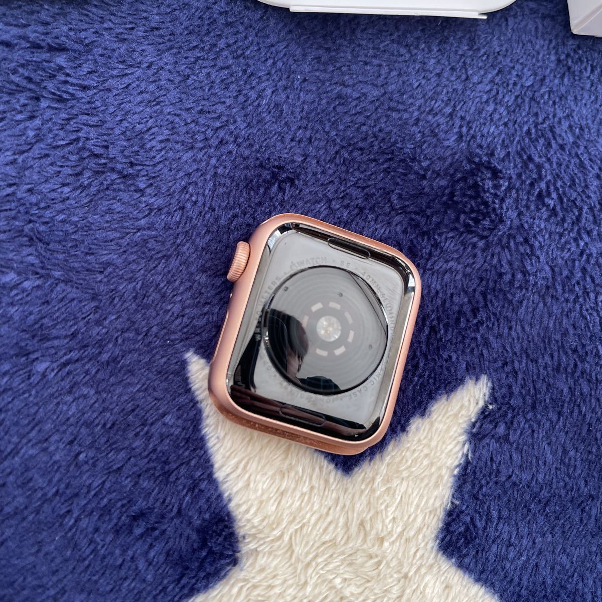 apple watch SE 40mm GPSモデル　美品　完動品 Apple Watch SE 第二世代 美品 値下げ