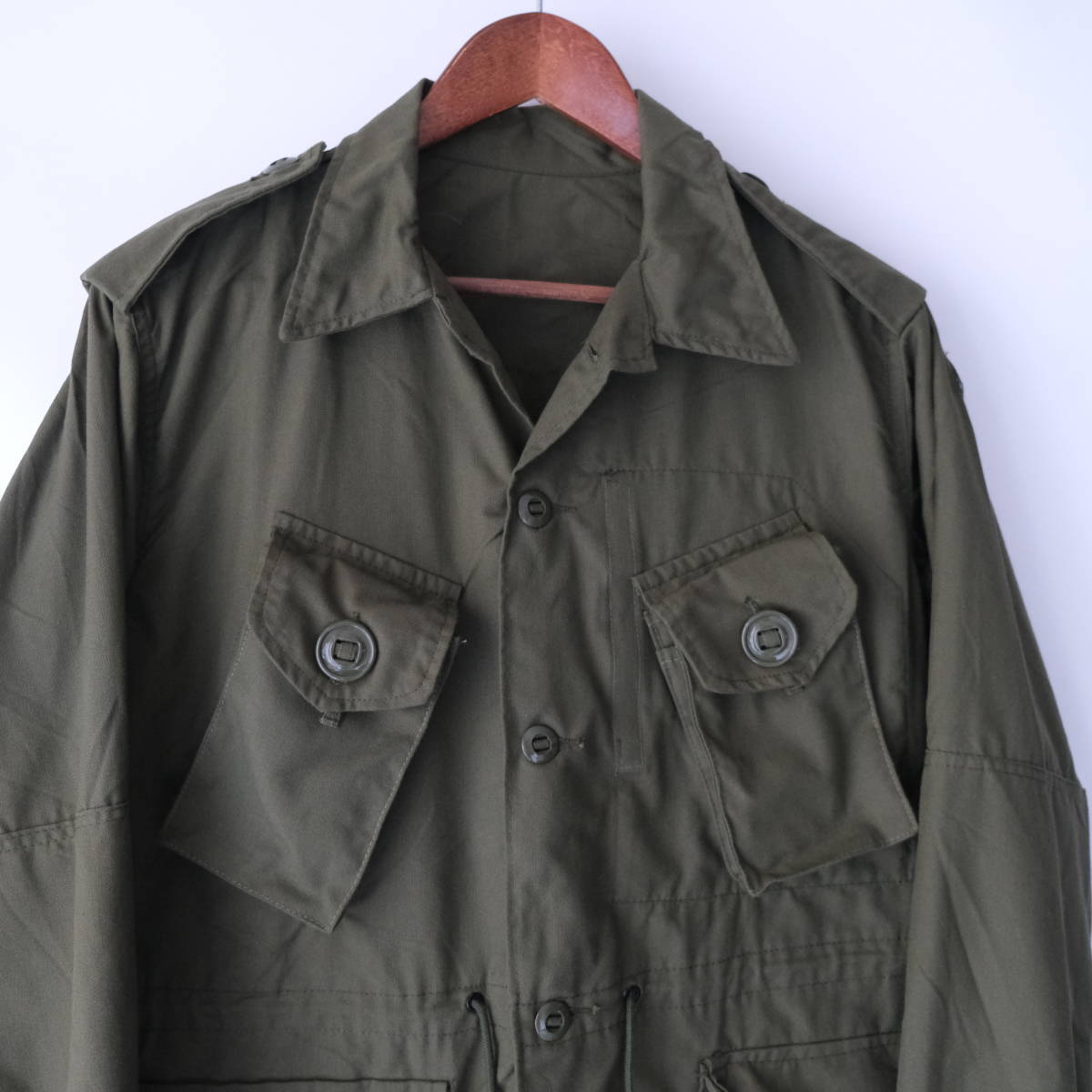 【お買い得，お買い得】 デッドストック カナダ軍 ビンテージ ライトウェイト コンバット MK2 ジャケット シャツ / オリーブ系 / ミリタリー ファティーグ(戦闘服)｜売買されたオークション情報、yahooの商品情報をア 戦闘服