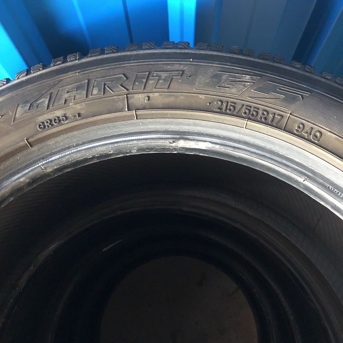 激安中古スタッドレスタイヤ 215/55R17 94Q BS BLIZZAK VRX 2 18年製 4 