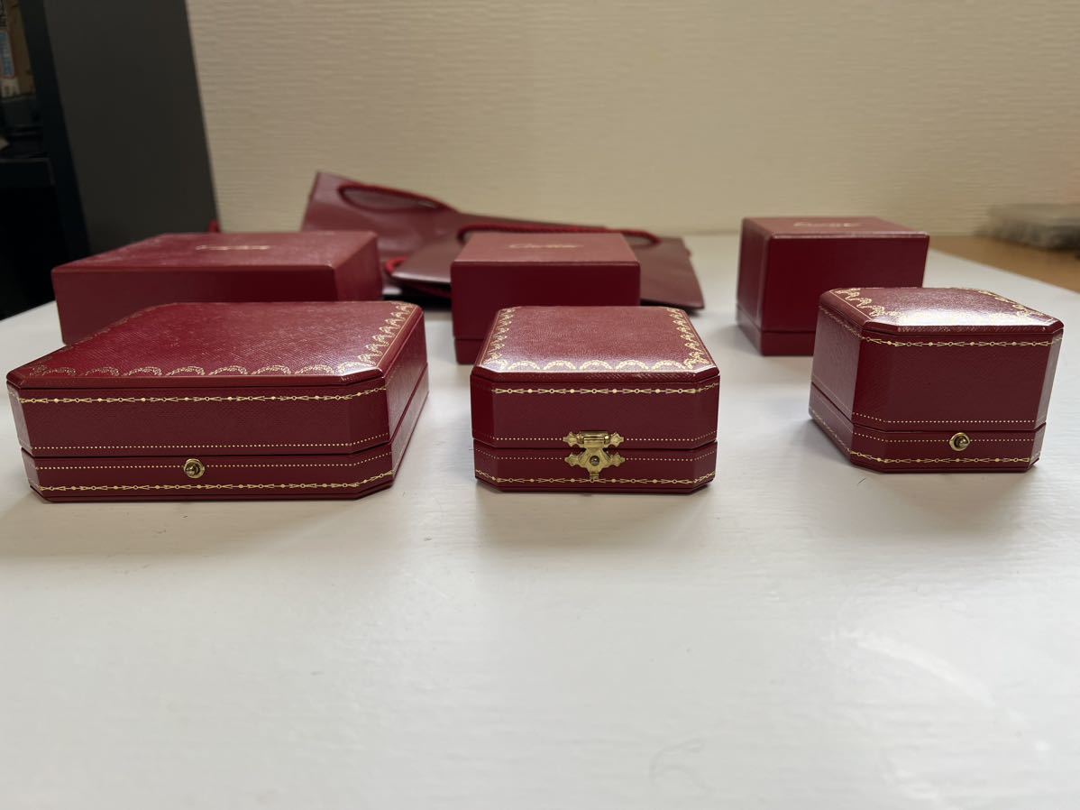 カルティエ Cartier 指輪 リング 空箱 紙袋 ケース ボックス 空き箱 箱 