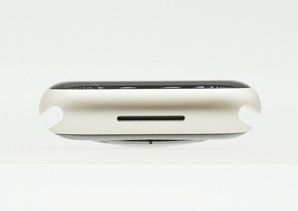 ◇【アップル】AppleWatch Nike Series7 41mm GPS スターライトアルミニウム Nikeスポーツバンド MKN33J/A Apple Watch Nike Band Sport 7（GPS