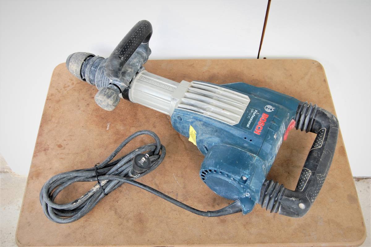 2 makita マキタ 万能ハクリ機 HR1800M ハードケース 付き 離機