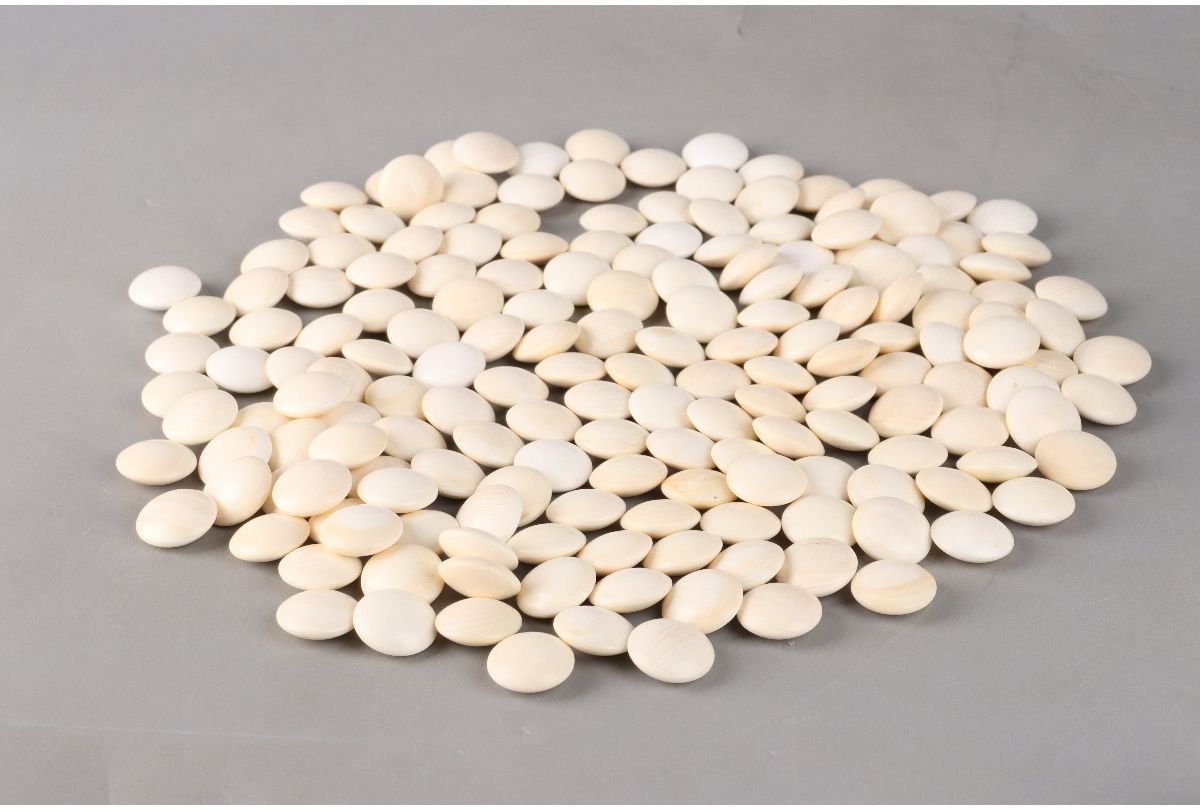 碁石　囲碁 碁笥 蛤碁石 那智黒 33号 良品 肉厚34,33号日向特製蛤碁石 那智黒石 白180個 黒181個完備 良品