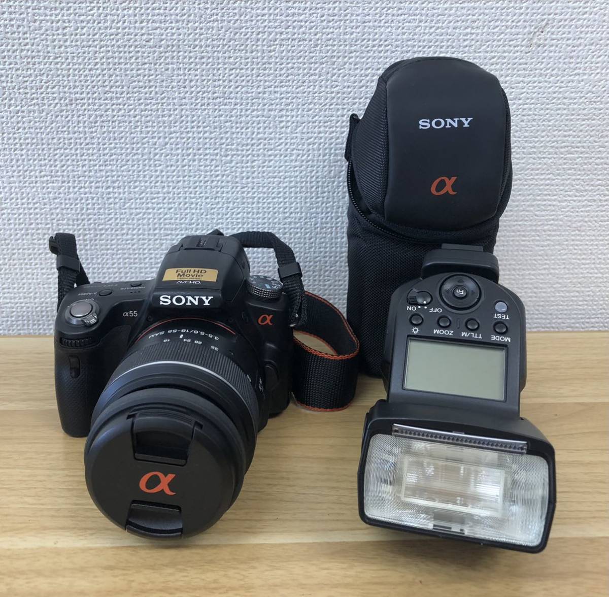 ■ 【動作通電確認済】SONY ソニー α55 デジタル一眼レフ カメラ 3.5-5.6 18-55 レンズ ストロボ バッテリー 取扱説明書あり