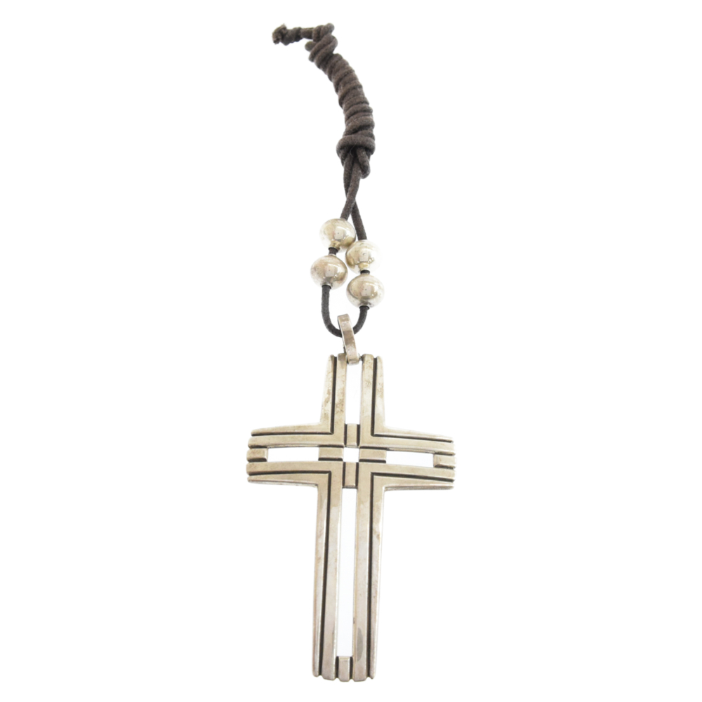 ワディ クレイジーホース シルバークロス ネックレストップ WADDIE