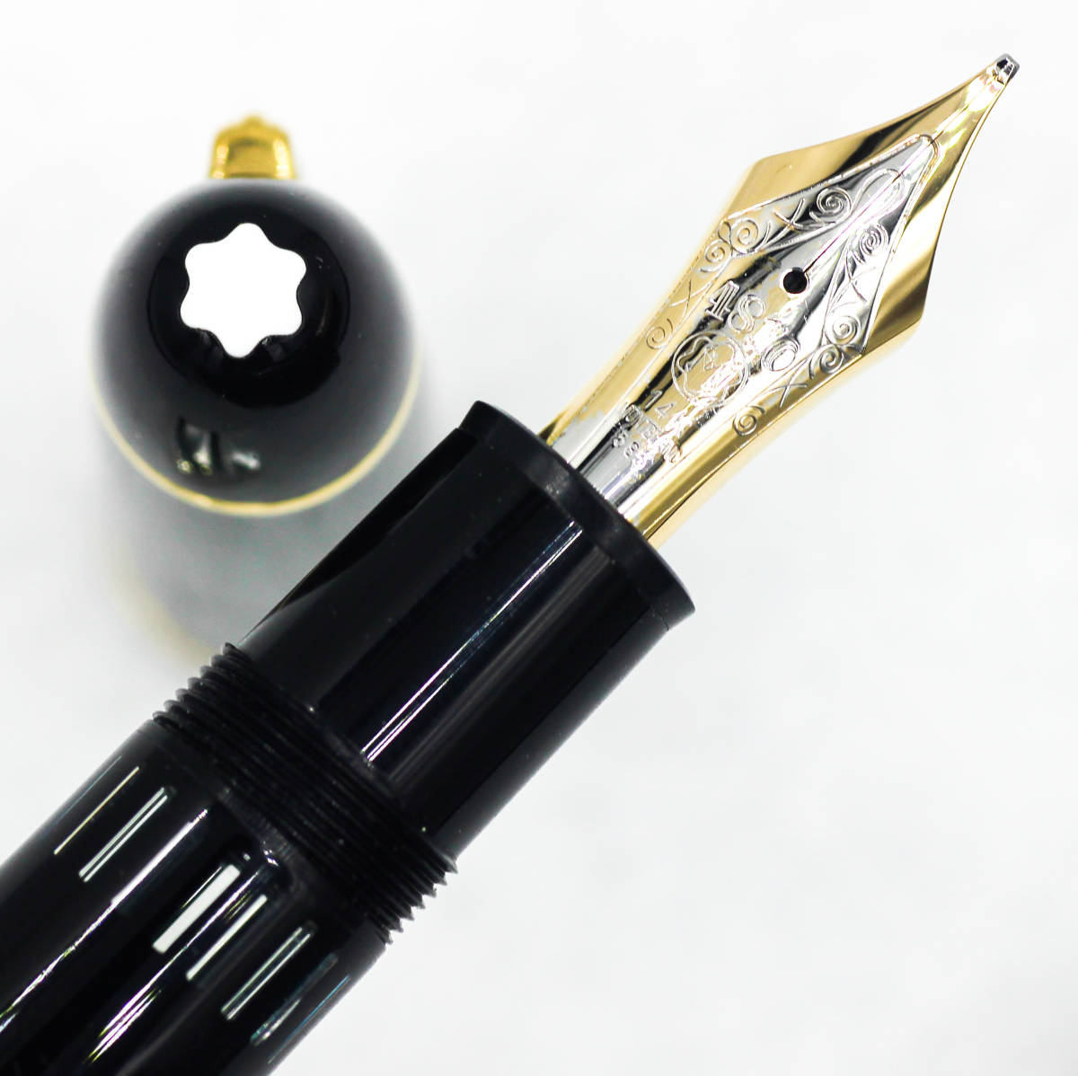 モンブラン マイスターシュテュック 万年筆 0 中白 MONTBLANC 14C M 