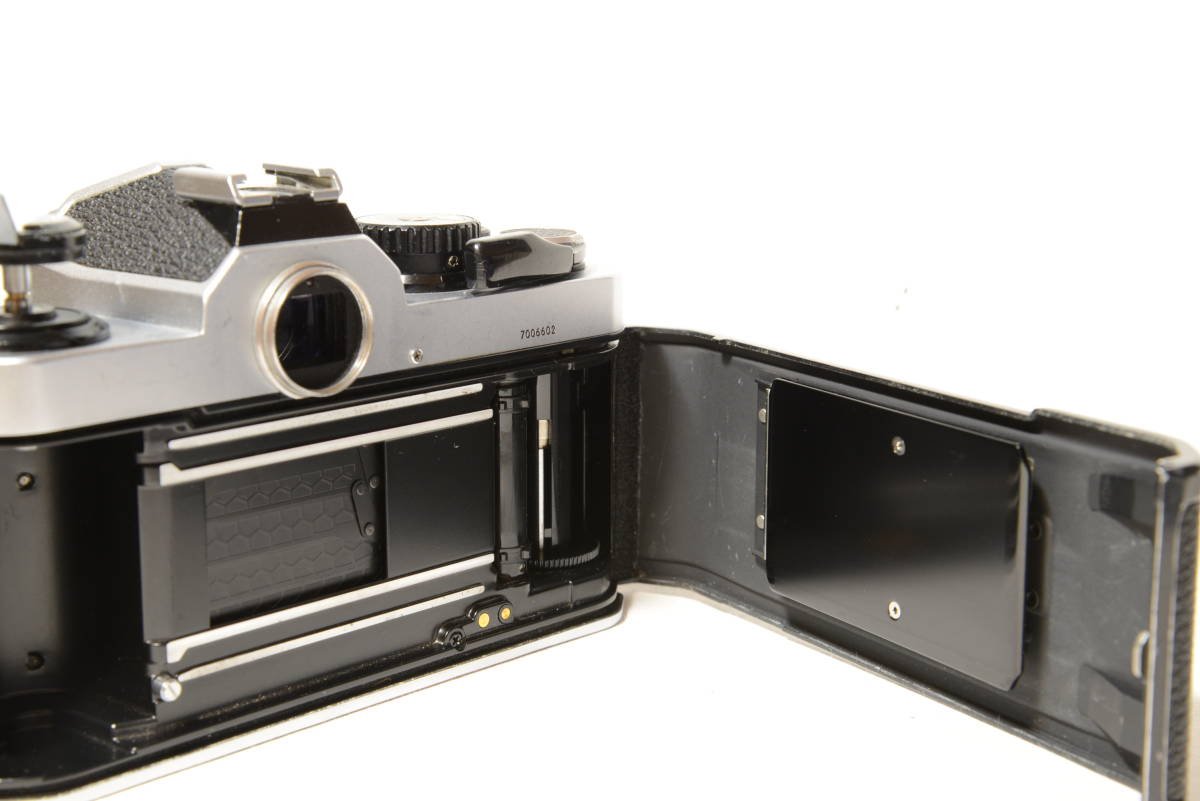 ニコン○NIKON NEW FM2○シルバーボディ 機械式一眼レフ 完動実写確認