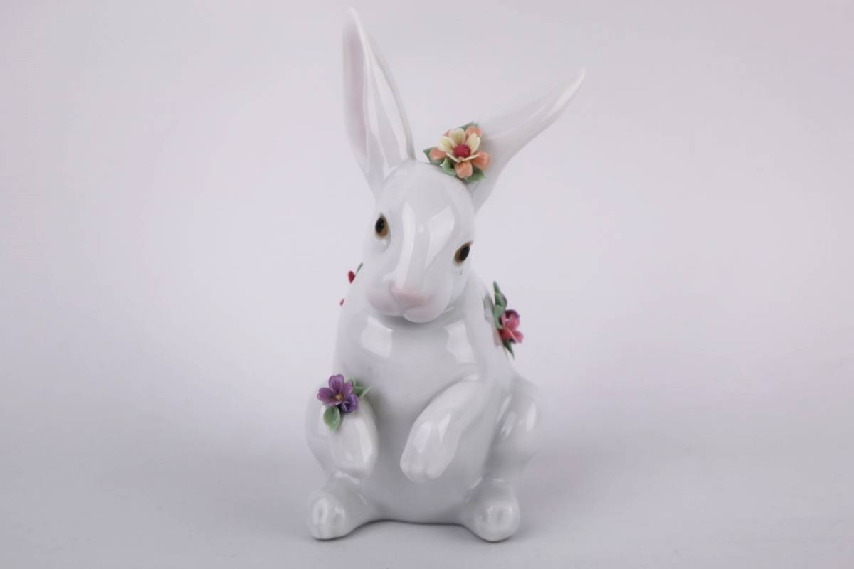 リヤドロ LLADRO 花飾りの白うさぎ MADE DAISA SPAIN IN 花飾りの白ウサギ