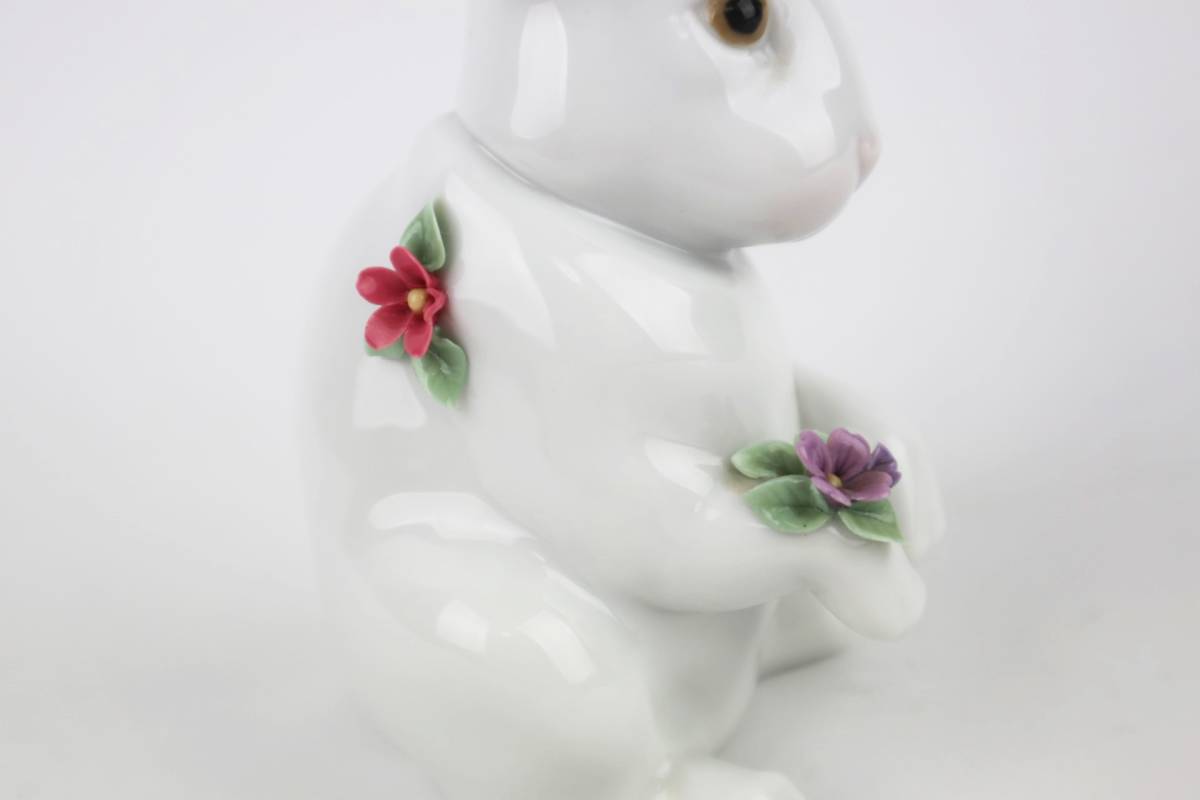 リヤドロ LLADRO 花飾りの白うさぎ MADE DAISA SPAIN IN 花飾りの白ウサギ
