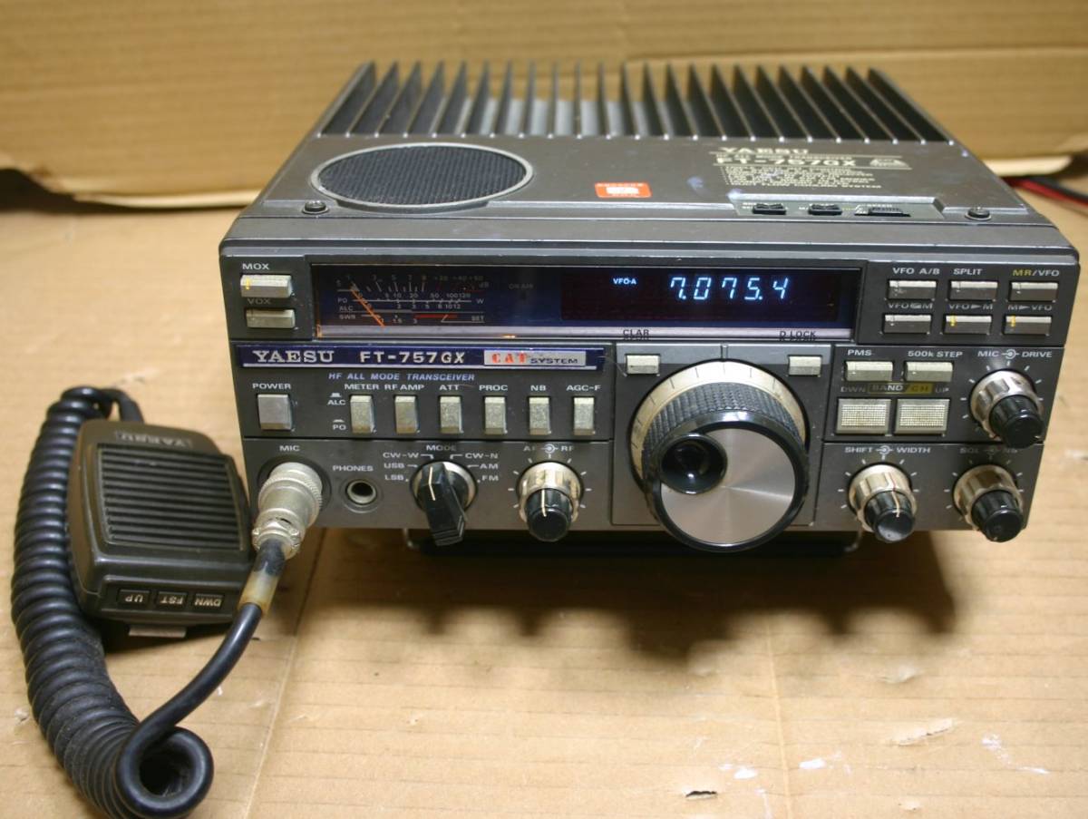 YAESU ヤエス HFトランシーバー FT-757GX 100W 中古 ジャンク FT-757GX