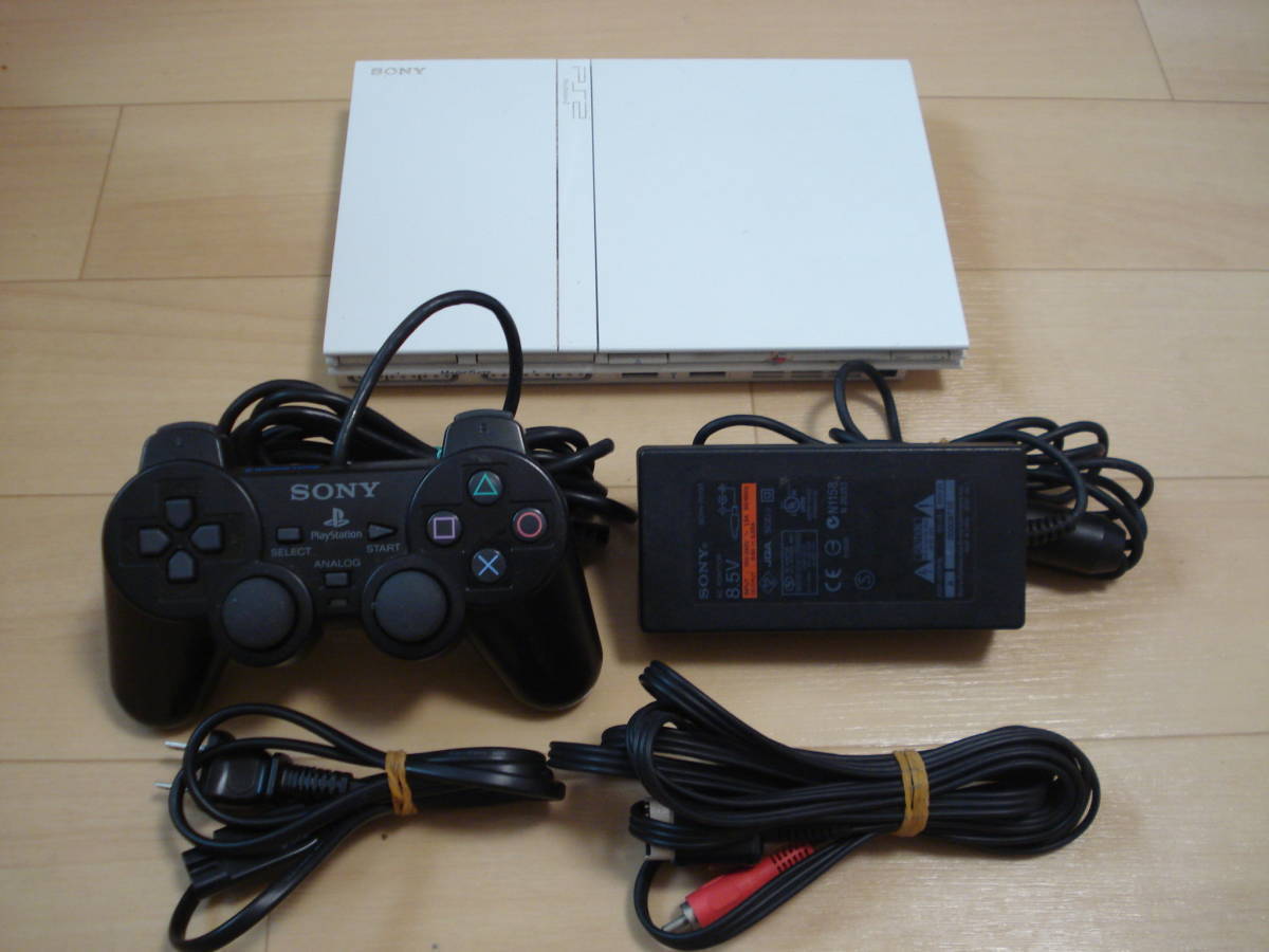 【新作入荷，2026】 B SONY PS2 SCPH-70000CW セラミックホワイト 本体 付属品有 完動良品 送料520円(本体)｜売買されたオークション情報、yahooの商品情報をアーカイブ公開 - オークファン 本体、アクセサリー
