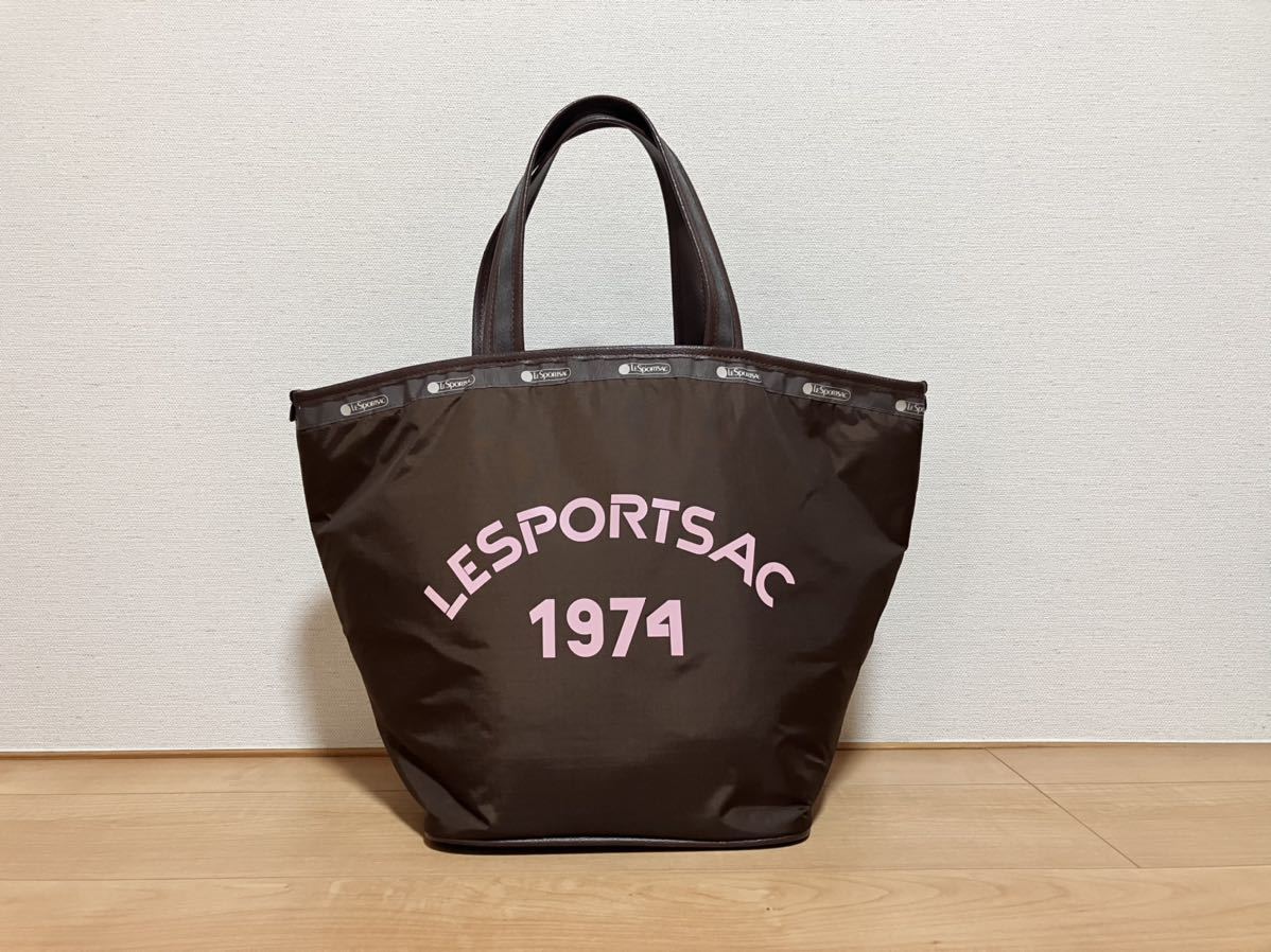 スタイリスト大草直子が愛用するレスポートサックの レスポートサック 