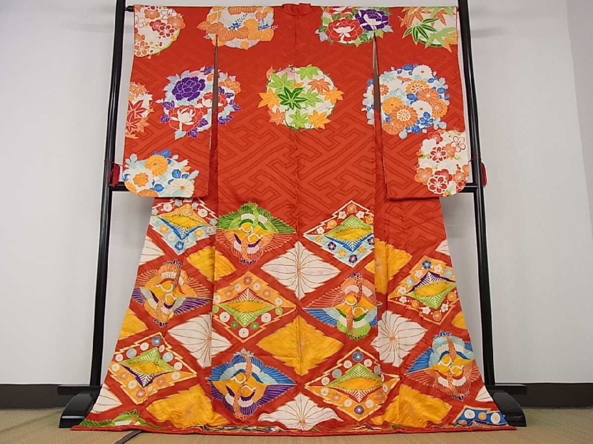  着物屋こころ お引きずり お引き摺り 掛下 舞妓 芸子 芸者 衣装 駒刺繍 飛鶴花菱文 金彩 着丈 178cm 裄 65cm 正絹 逸品 B-jd4511(振袖)｜売買されたオークション情報、yahooの商品情報をアーカイブ 振袖
