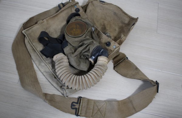 WW1米軍 ガスマスク/バッグ（B62） 米軍 ガスマスクバッグ 40s WWII