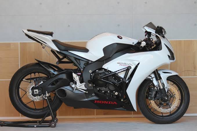 未使用品 CBR1000RR SC59後期 TaylorMade テーラーメイド 2012-2016