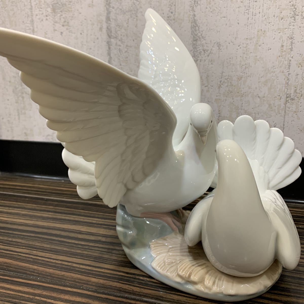リヤドロ公式オンライン リヤドロ 白鳥姫 レダと白鳥(Gres) の落札相場