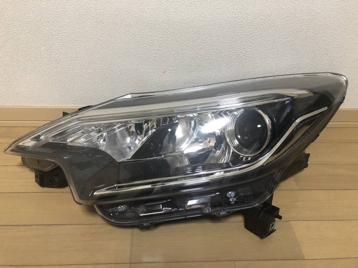 日産 NOTE/ノート E12 後期 左ライト/左ヘッドライト ハロゲン 純正