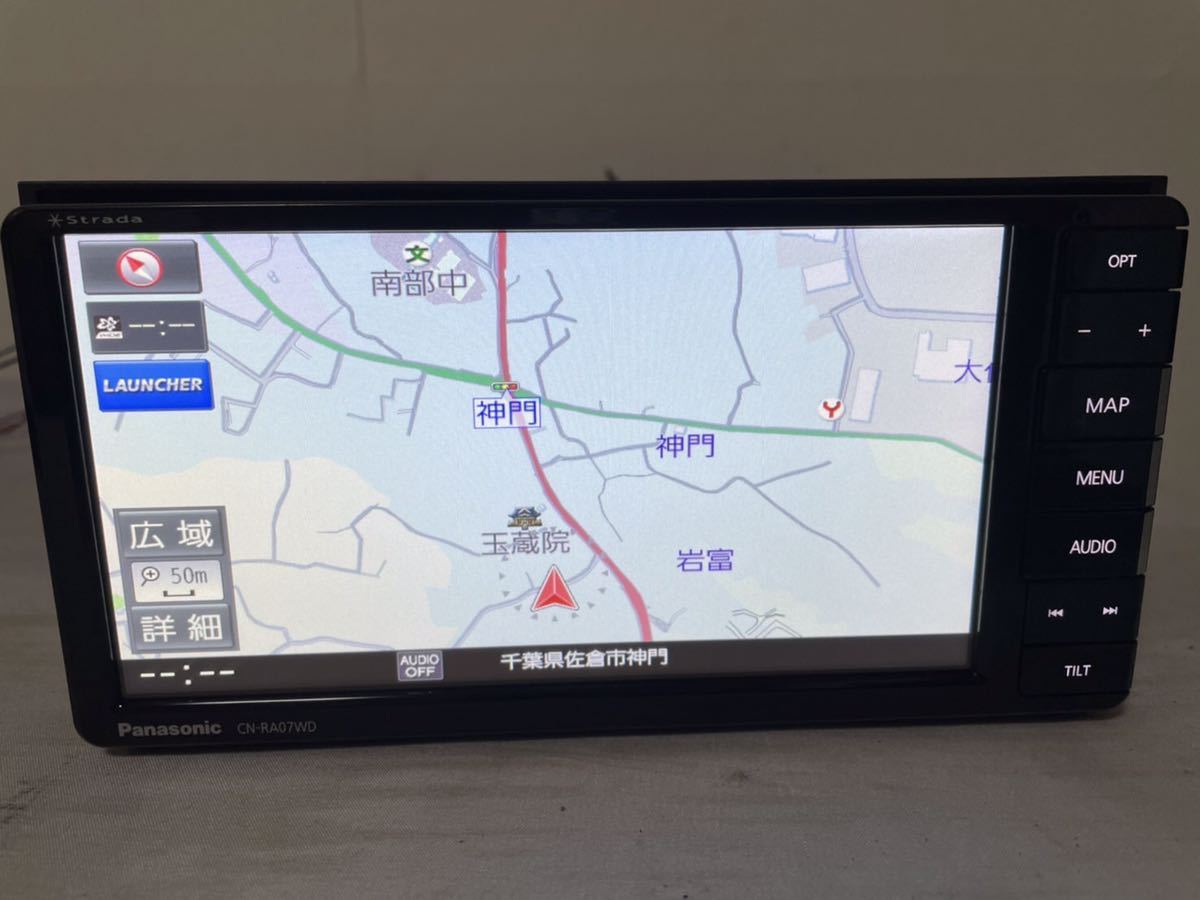 中古品]CN-RA07WD カーナビ panasonic strada 地図データ未確認 動作