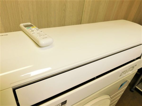 [引き取り限定]F22WTES-W エアコン 本体 2019年製 2019年製 DAIKIN ダイキン ルームエアコン F22WTES-W 単相100V 主に6畳