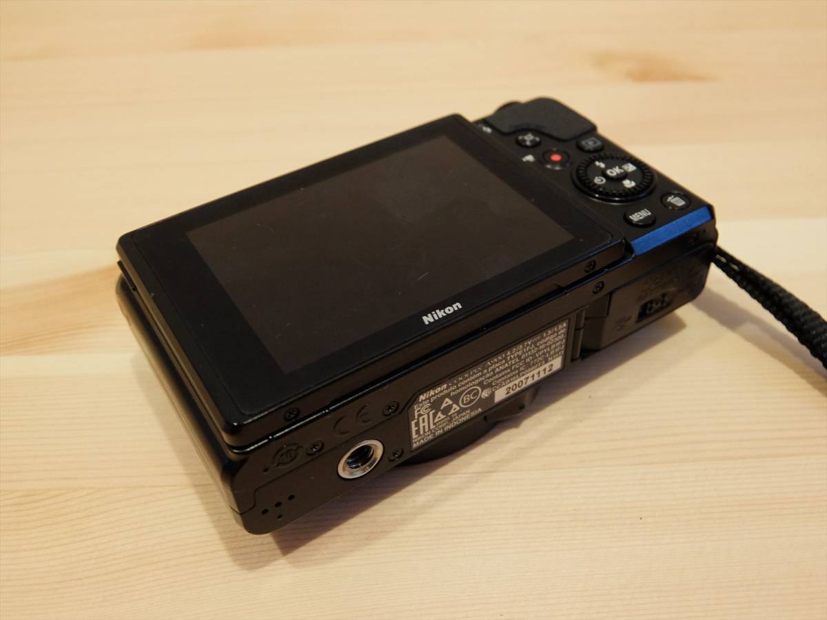 A900 COOLPIX ニコン Nikon シルバー コンパクトデジタルカメラ 中古 