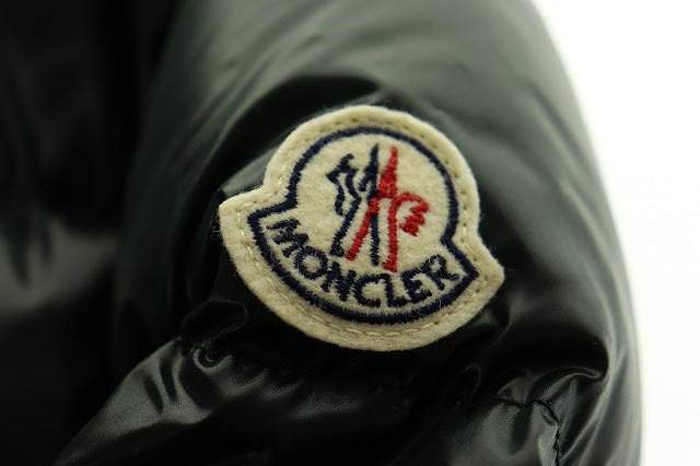 モンクレール MONCLER BRETHIL GIUBBOTTO ダウンジャケット2【ブランド 