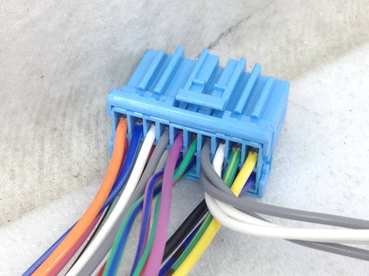 ホンダ　スズキ 20P 電源取り出しカプラー　チューンナップウーハーの取付に便利 定形外OK　即決品 RR-6748_8