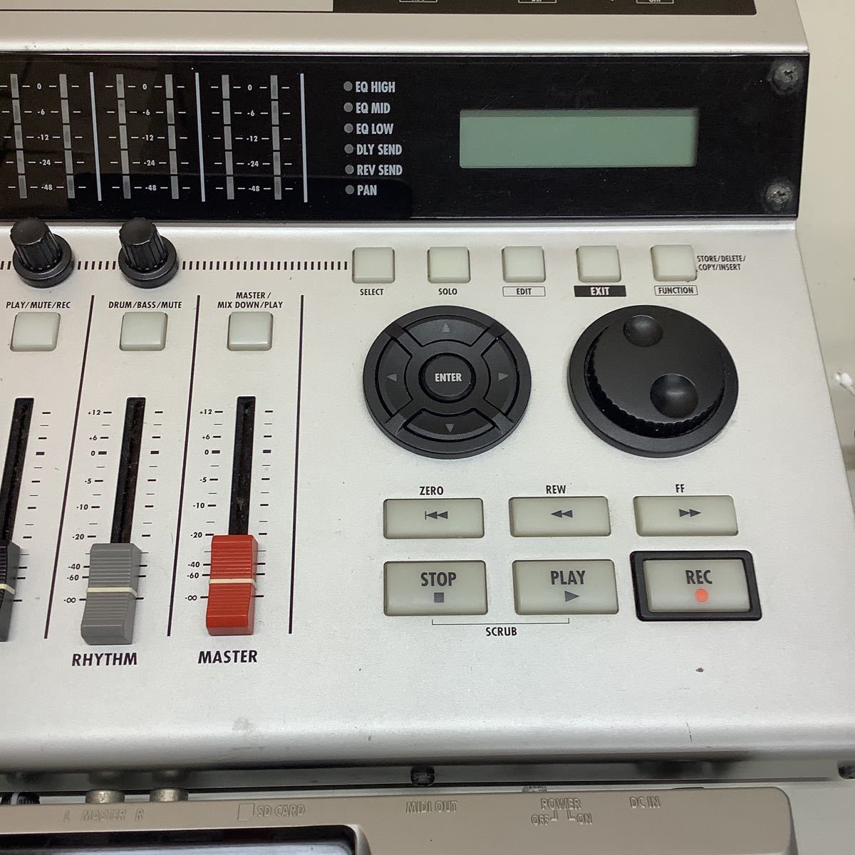 ZOOM MRS-8 HD8 レコーディングスタジオ 2点まとめて 現状品 通電のみ