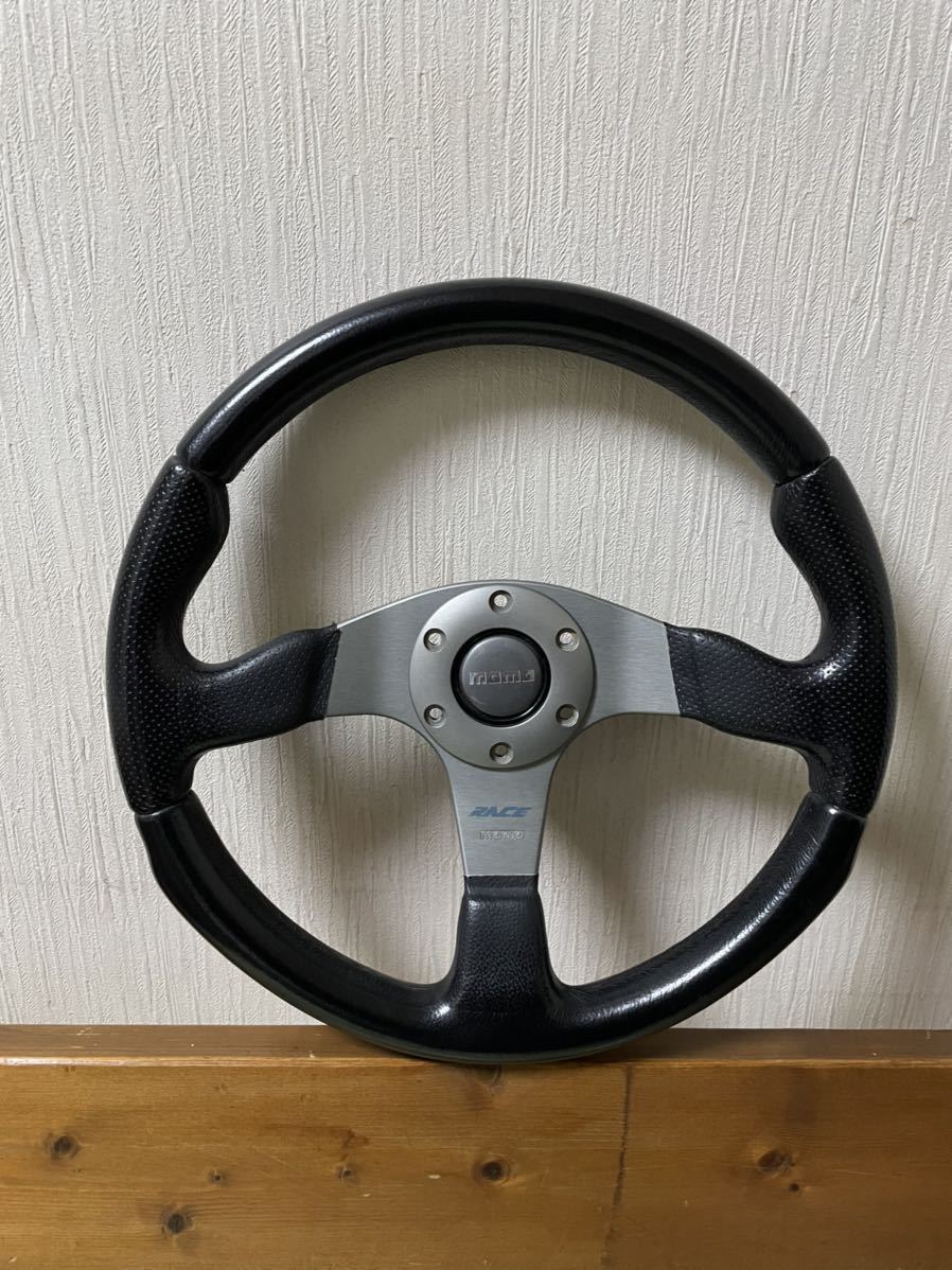 大得価，低価 MOMOステアリング RACE MADE IN ITALY