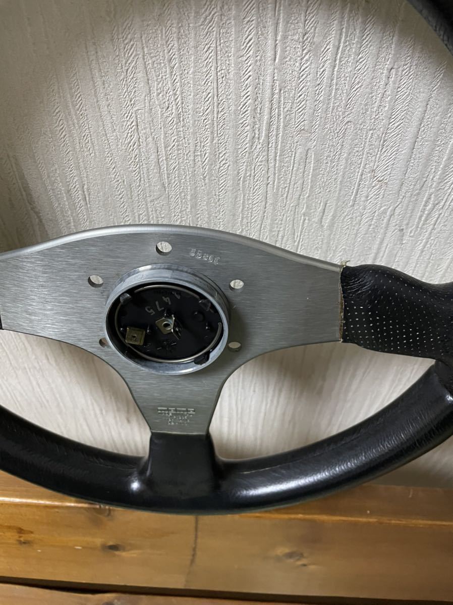 大得価，低価 MOMOステアリング RACE MADE IN ITALY