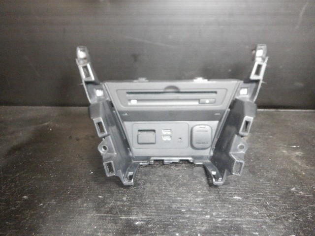 DJ5FS デミオ 純正 DVD USB SD ユニット オーディオ 38636/H3