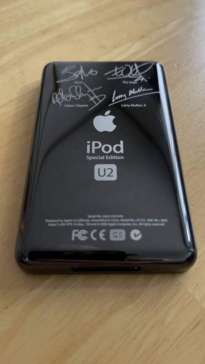 Apple iPod U2 Special Edition A1136 に興味をもっていただき