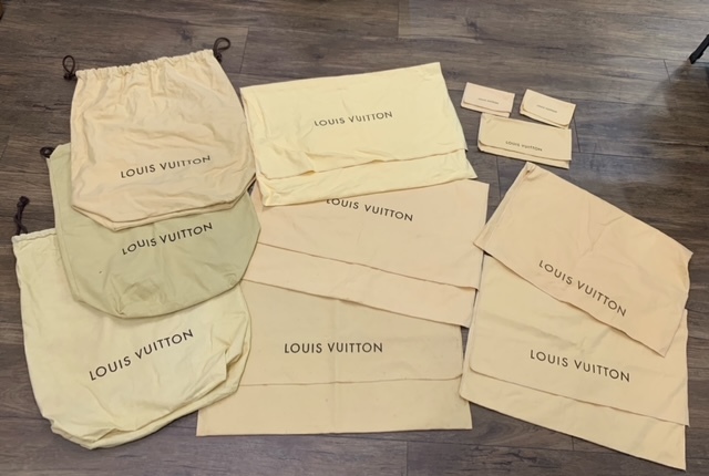 LV ルイヴィトン Louis Vuitton 保存袋 おまとめ 巾着 ブランド 明るめ