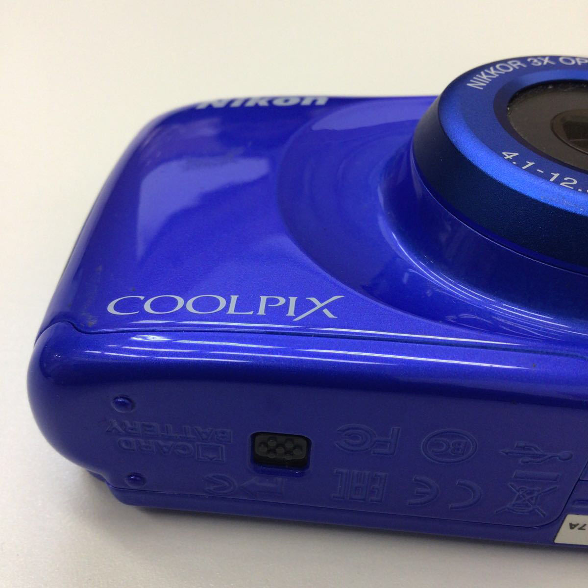 8Nikon 防水デジカメ COOLPIX W100☆1317万画素⁄防水⁄Wi-Fi