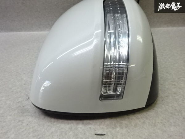 TRJ150W LED 24-2693☆中期 ランドクルーザー☆左ヘッドライト KOITO 