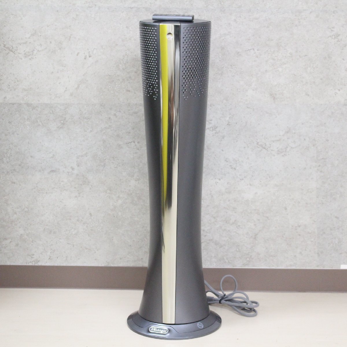 S907)【美品】DeLonghi 空気清浄機能付きファン HFX85W14C スリム