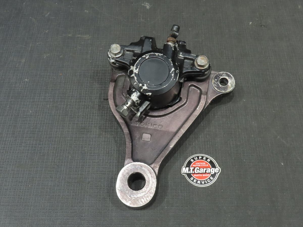 1981年 Z550 KZ550B リアブレーキキャリパー【060】 Z550FX-G-051(検 z400fx z400j z500